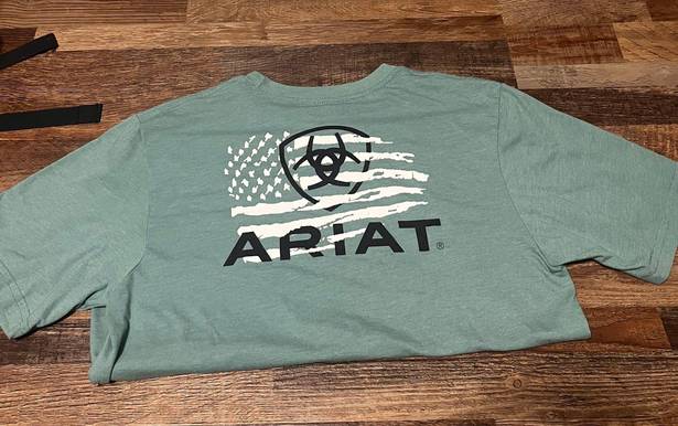 Ariat T-shirt