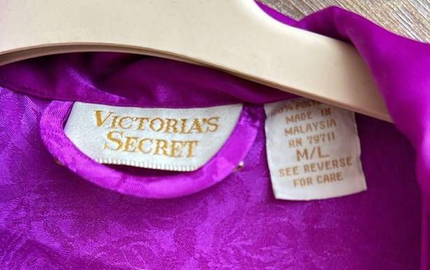 Victoria's Secret COPY - Vintage magenta purple gold label Victoria’s Secret dressing gown robe M…