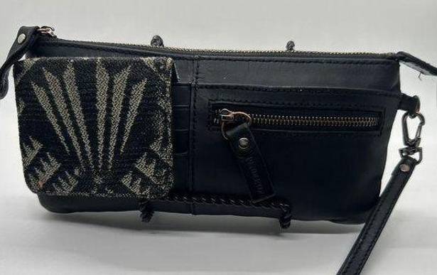 Pendleton  Black Leather Zip Wallet Clutch Wristlet Wool Accent 4.5 × 9"