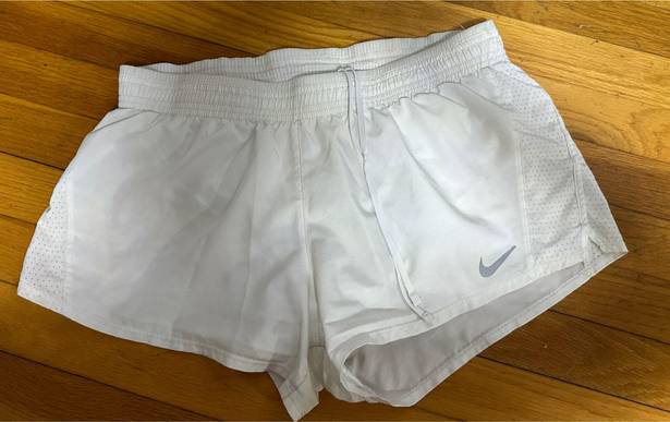 Nike Shorts L