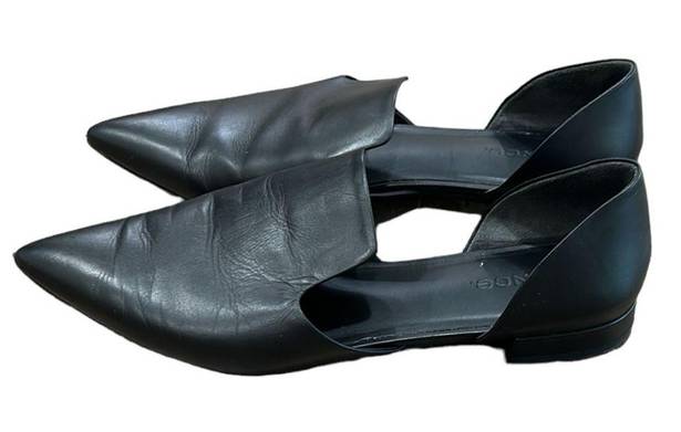 Vince  Damris Black Leather Flats Ballet Pointed Toe Women’s size 8.5