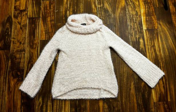 a.n.a Fluffy Light Pink Turtleneck Sweater