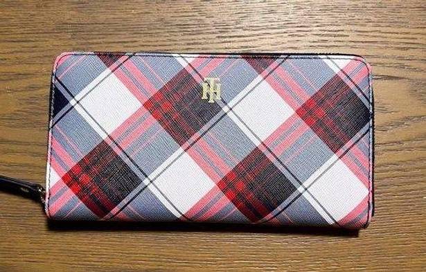 Tommy Hilfiger  Zippered Wallet Red, White and Blue NWOT