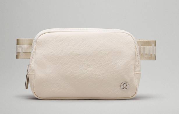 Lululemon Everywhere Belt Bag 1L Wordmark White Opal