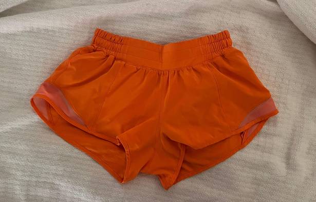 Lululemon Hotty Hot Short 2.5”