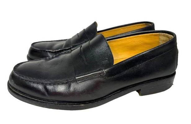 Tod's  women's black leather penny loafer size 8