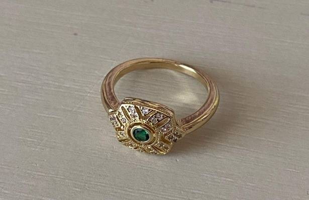 Madewell NWOT  gold toned cubic zicronia ring with emerald green CZ stone