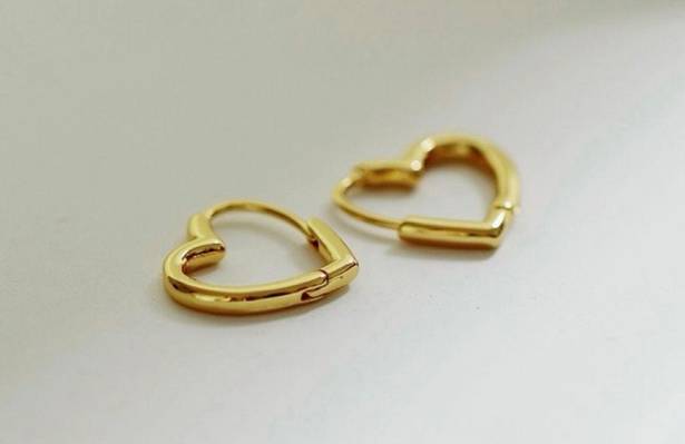 Love Heart Stud Earrings for Women Simple Style Gold