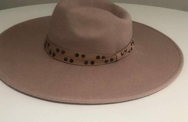 Treasure & Bond Studded light pink felt wool hat  new with tags