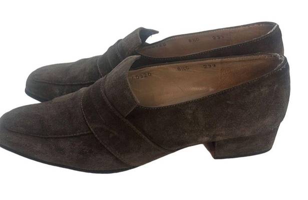 Salvatore Ferragamo  Women's Brown Suede Loafers Slip-On Shoes