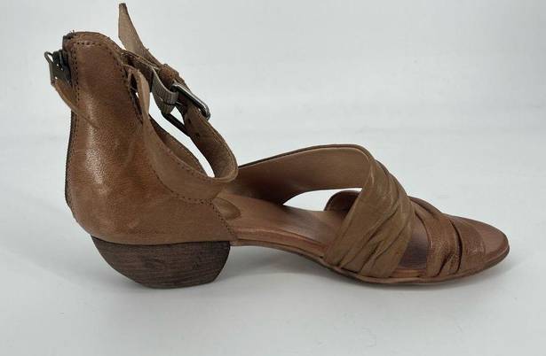 Miz Mooz  Ankle Strap Sandals Sz 38 Brown Leather Low Heel