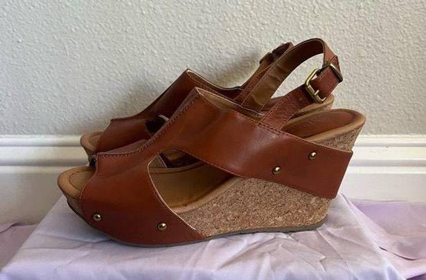 Kenneth Cole  Wedge Sandals