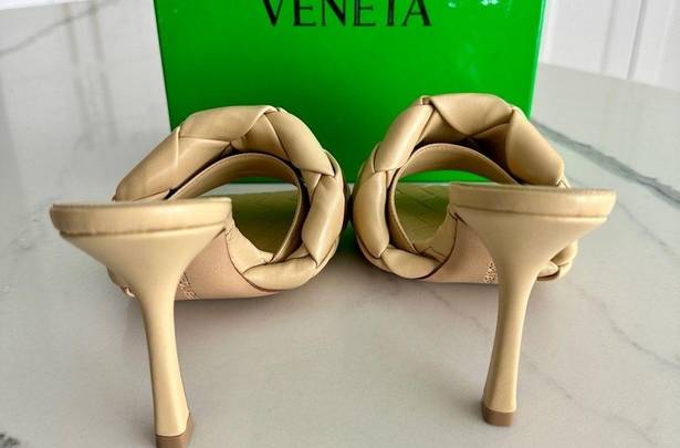 Bottega Veneta  The Lido Sandals