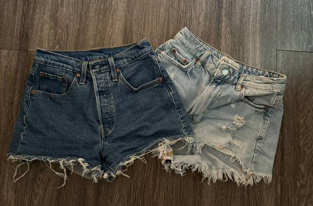 Levi’s Two pairs of jean shorts