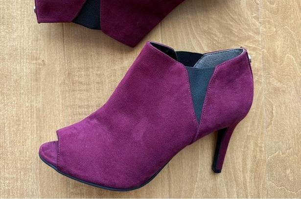 Unisa Faux Suede Un Saffyre Peep Toe Heeled Booties, Red Wine/Berry, Size 8M