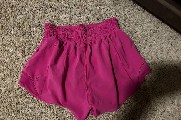 Lululemon Hotty Hot Short 2.5”