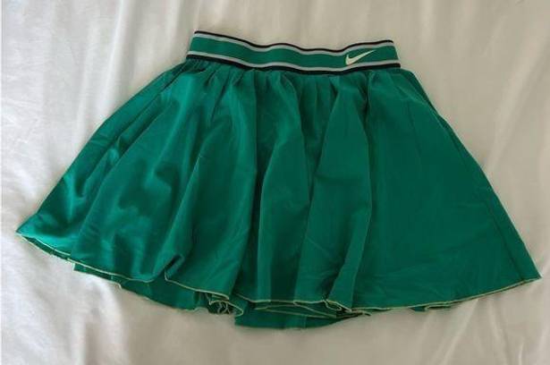 Nike Green  Tennis Skirt Size Small