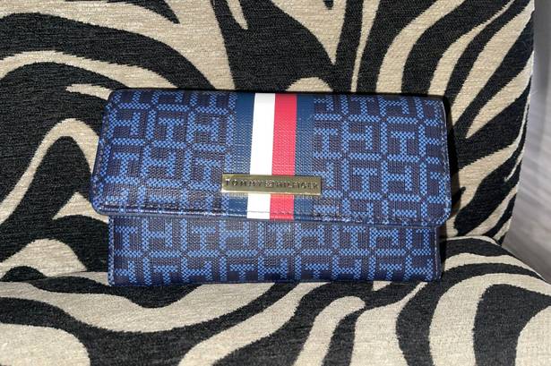 Tommy Hilfiger wallet