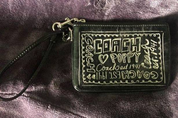 Coach  Wristlet- authentic