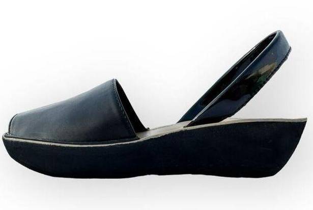 Kenneth Cole  Reaction Fine Glass black faux leather sling back lug sole wedge he