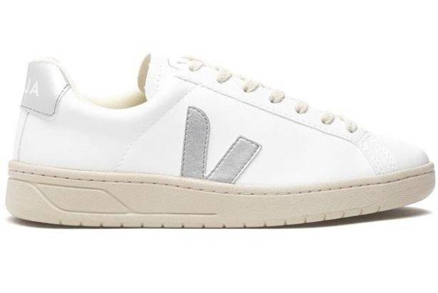 VEJA  Urca Sneakers - White / Silver