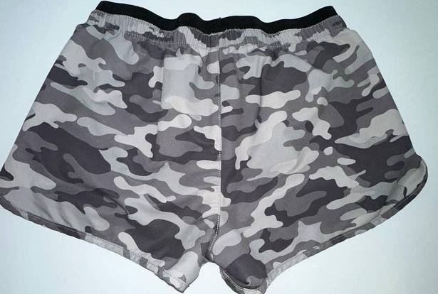 American Eagle ‎ Camoflage Athletic Shorts Size M