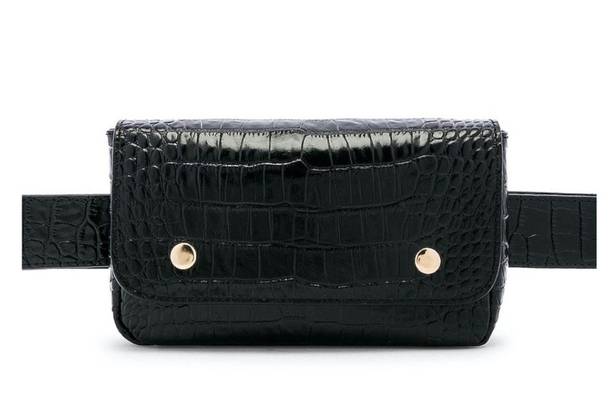 L'Academie Caden Belt Bag In Black