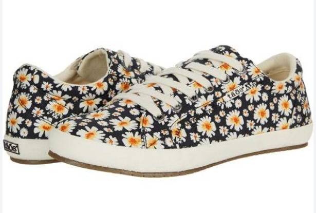 Daisy Taos  print Star sneakers comfort shoes size 9