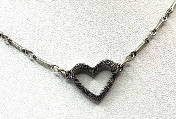 American Eagle  Outfitters silver tone heart choker necklace