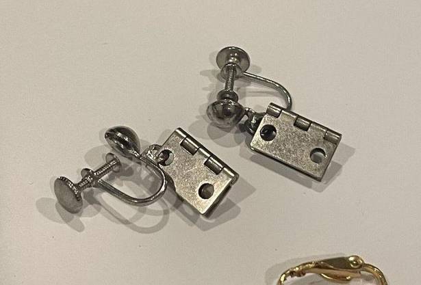 Gold Hinge Lot Of 3 Fun Novelty Clip On Screw On Earrings Dangle- Door Hinge Horseshoe Etc