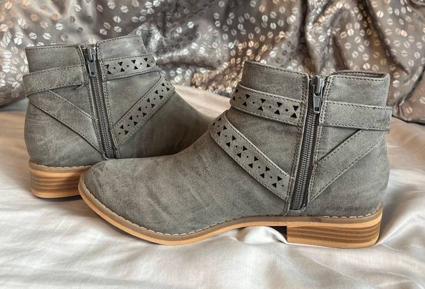 Rocket Dog Grey Ankle Boots