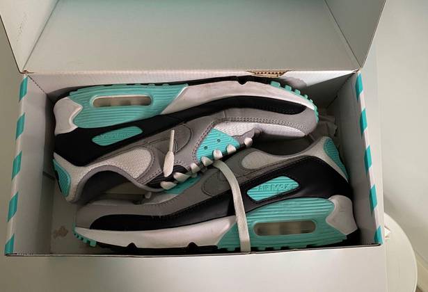 Nike Air Max 90