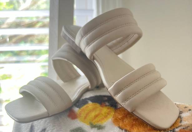 Soda Shoes Sandals