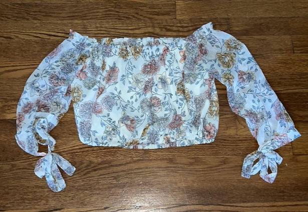 J.O.A. Cropped Floral Off The Shoulder Top