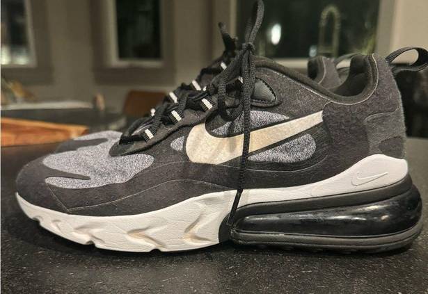 Nike Air Max 270 React - Women’s Size 8 - Black Vast Grey! Great condition!