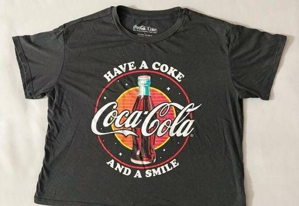 Coca-Cola  Cropped Short Sleeve Crew Neck Graphic Shirt Black Red White