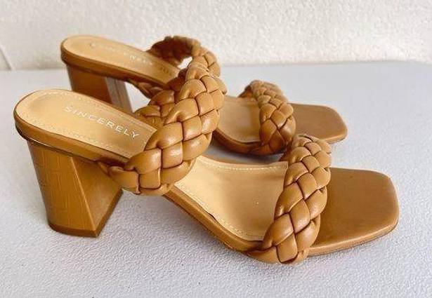 Sincerely Jules  Braided Croc Embossed Heel Sandals size 7.5