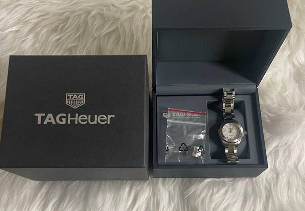 TAG HEUER AQUARACER PROFESSIONAL 200 Silver