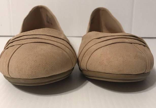 American Eagle  tan round toe flats shoe women size 12 W