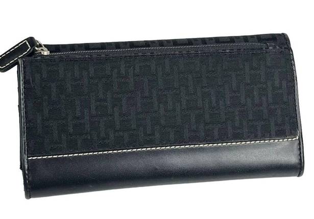 Tommy Hilfiger  TRIFOLD WALLET Black TH Logo Snap Card ID Jacquard Faux Leather