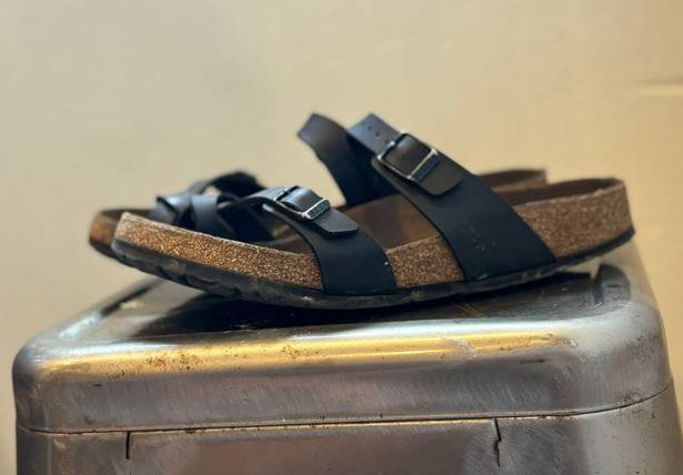 Birkenstock 2 Strap  With Toe Strap