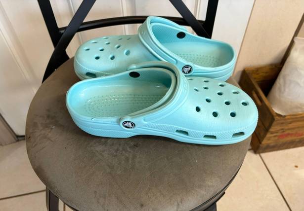 Crocs M8,W10 Blue Classic  Clogs