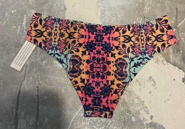 Gypsy 05  sand swim bottoms