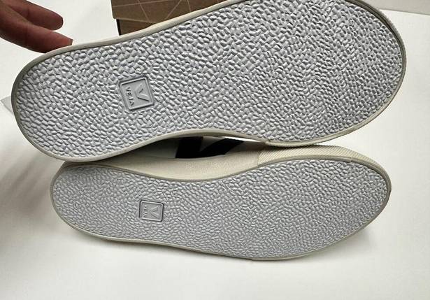 VEJA New in Box  Esplar Leather Extra White/Black Sneakers