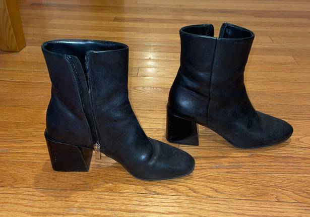 Via Spiga  Black Leather Booties