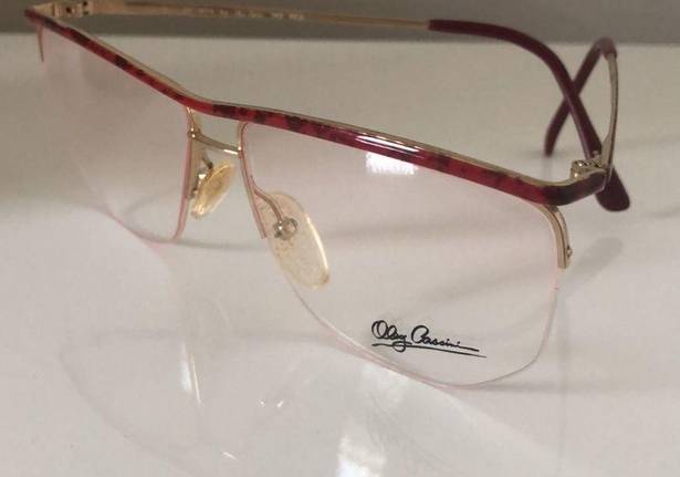 Oleg Cassini 🆕  Red Vintage Frame