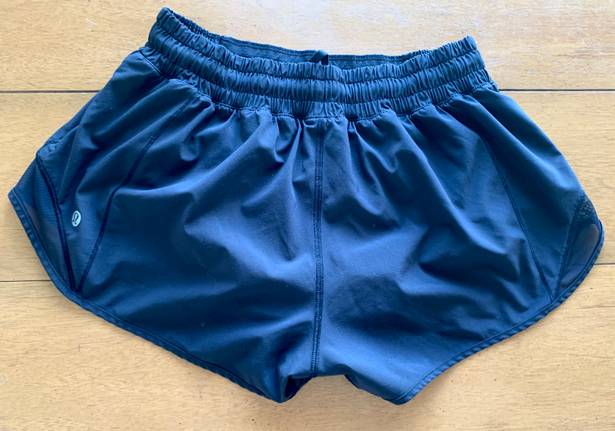 Lululemon Black Hotty Hot 2.5” Shorts