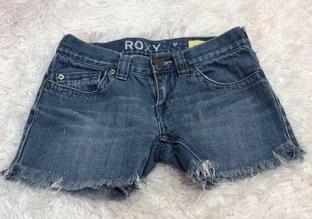 Roxy  Skinny Fit Cutoff Raw Hem Fringe Shorts Light Wash 1