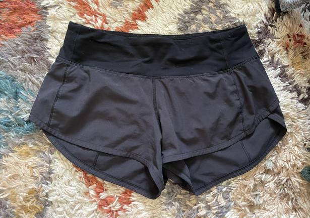 Lululemon Speed Up Shorts 2.5