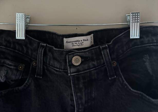 Abercrombie & Fitch Abercrombie Curve Love 90’s Straight Jeans 